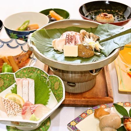 Oki Plaza Hotel Okinoshima  Екстериор снимка
